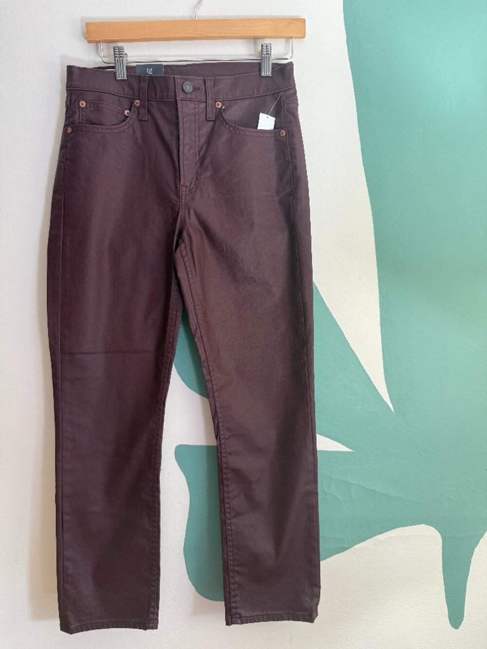 GAP Faux leather slim mid rise stretch jeans in wine color Size 28R